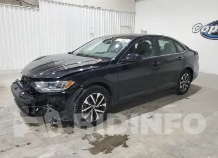 3VW5M7BU3RM027705