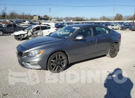 YV126MFL1H2421185