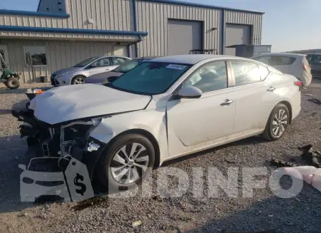 1N4BL4BV2PN335196