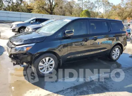 KNDMB5C19J6363473