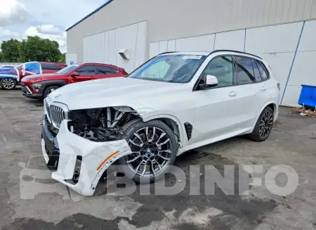 5UX13EU03R9V06996