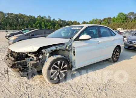 3VW5M7BU3RM003226
