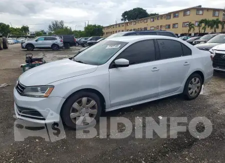 3VW2B7AJXHM274640