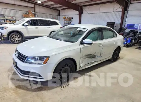3VW2B7AJ4HM300858