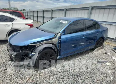 3VW2B7AJ7JM243545