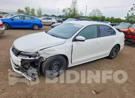3VW2B7AJ7HM315127