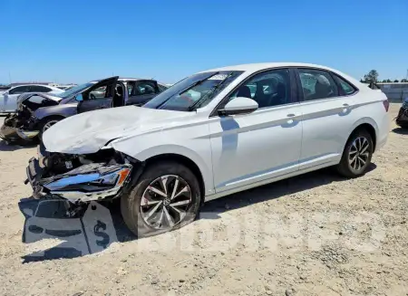 3VW5M7BU8RM044158