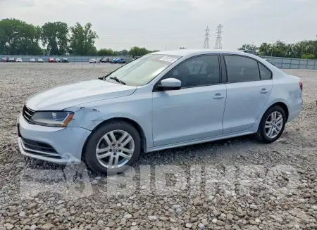 3VW2B7AJ3JM215242