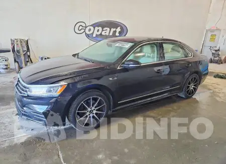 1VWDT7A30HC023876