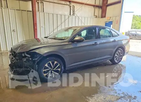 3VW5M7BU5RM043520