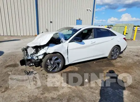 KMHLM4DG4SU070401