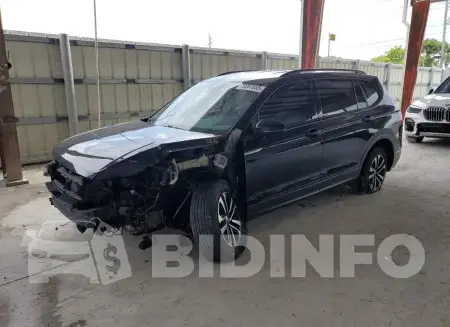 3VV0B7AX5NM008972