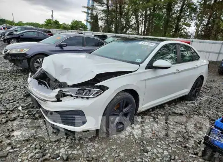 3VW7M7BU7NM021571