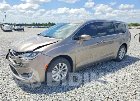 2C4RC1FG2JR158100