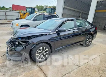 3VW5M7BUXRM047773