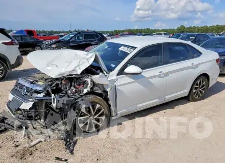 3VW5M7BU7RM003276