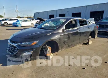 1G1ZD5ST7PF180240