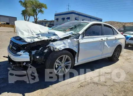 3VW7M7BU0RM097915