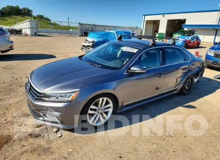 1VWGT7A34HC011842