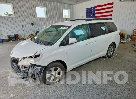 5TDKZ3DC8HS825054