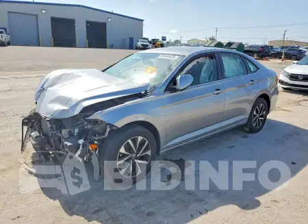 3VW5M7BU0RM002700
