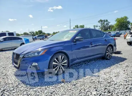 1N4BL4CV5NN366325