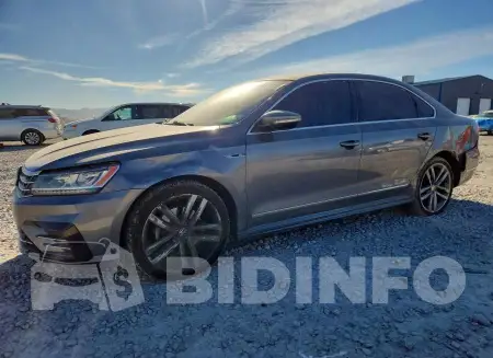 1VWDT7A32HC033924