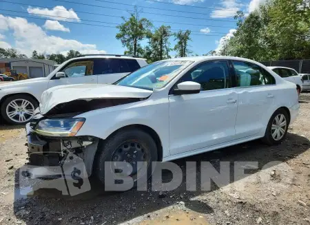 3VW2B7AJXHM353371