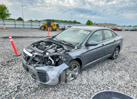 3VW7M7BU2PM015258