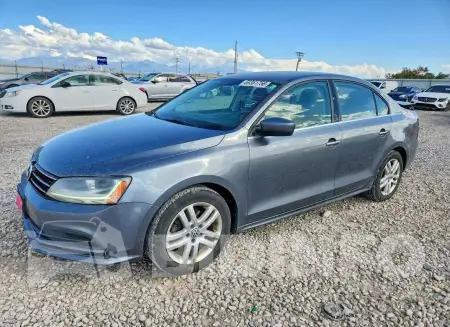 3VW2B7AJ5HM313585
