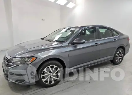 3VW5M7BU8RM047822