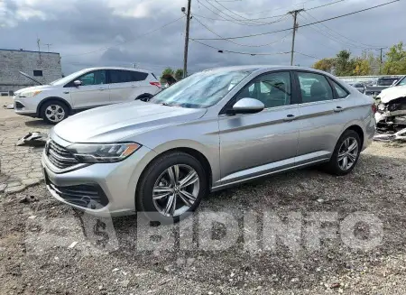3VW7M7BU6RM018537