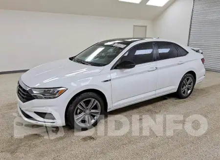 3VWC57BUXKM205359