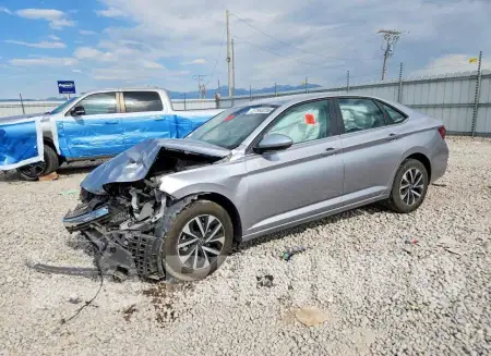 3VW5M7BU3RM004005