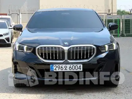 WBA51FJ09SCV39607