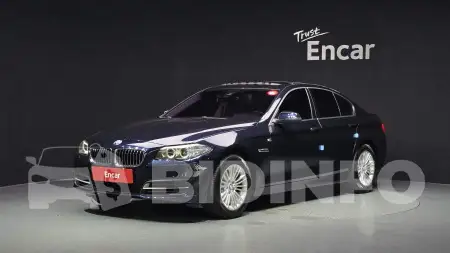 WBA5E7103FGK08272