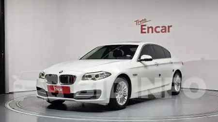 WBA5E7105FD675551