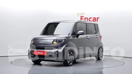 KNACJ811BNT315647