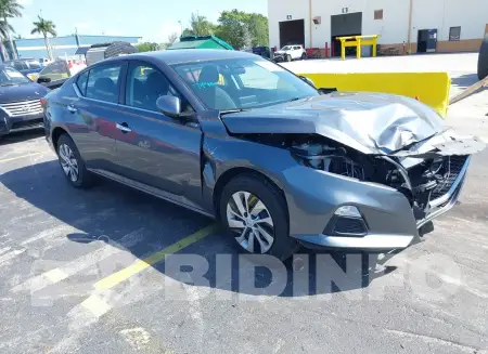 1N4BL4BV4LN301576