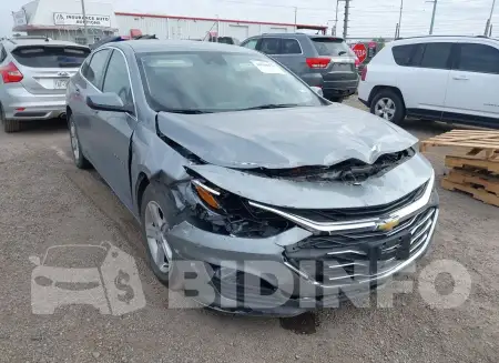 1G1ZB5ST2PF172388