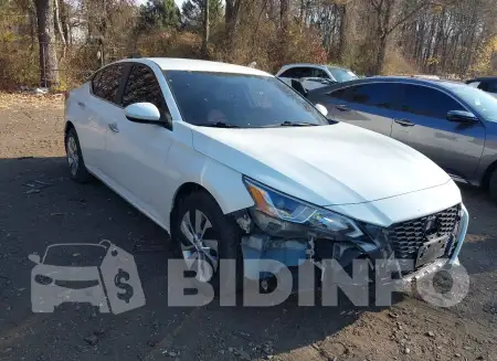 1N4BL4BW8KC149577
