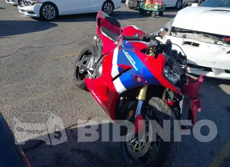 JH2PC40H6MK700125