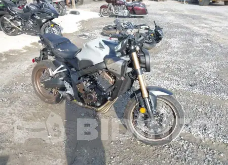 MLHRH1652S5100502