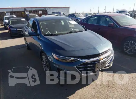 1G1ZD5ST4SF150427