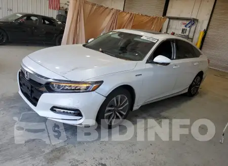 1HGCV3F60JA007748