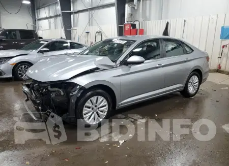 3VWC57BUXKM202817