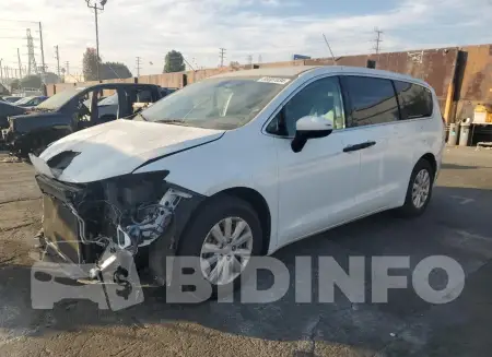 2C4RC1AG3JR306097