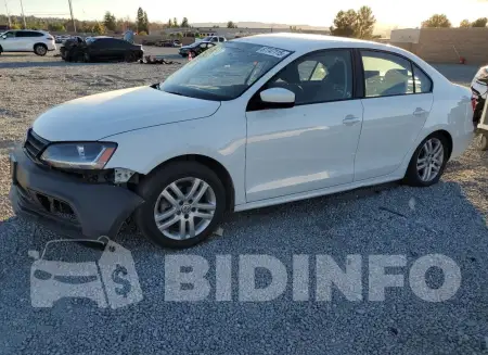 3VW2B7AJ2JM218441