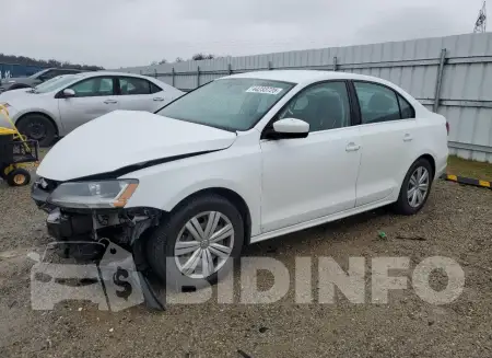 3VW2B7AJ6HM282055