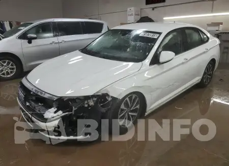 3VW5M7BU0RM056613
